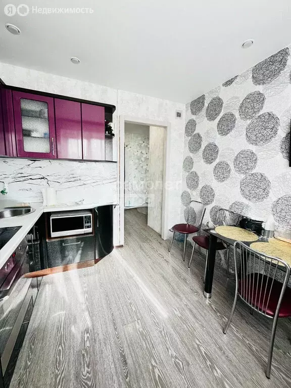 2-комнатная квартира: Бийск, улица Ильи Мухачёва, 230/1 (47.7 м) - Фото 1