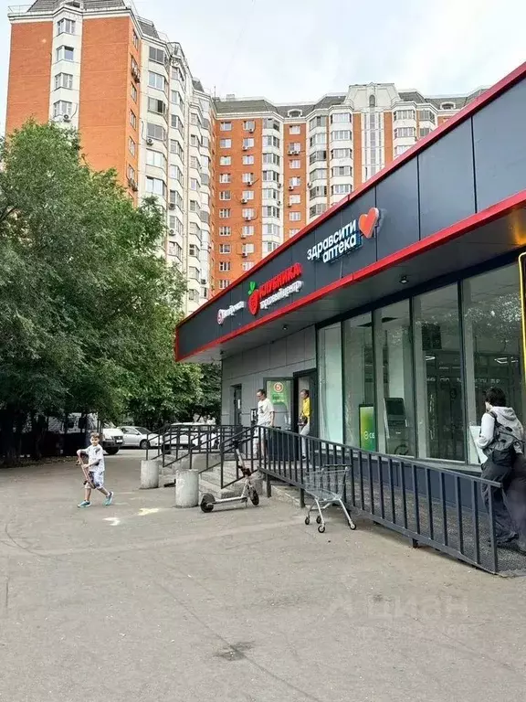 Торговая площадь в Москва Международная ул., 38 (22 м) - Фото 0