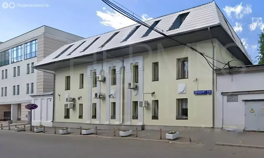 Торговая площадь (523 м) - Фото 1