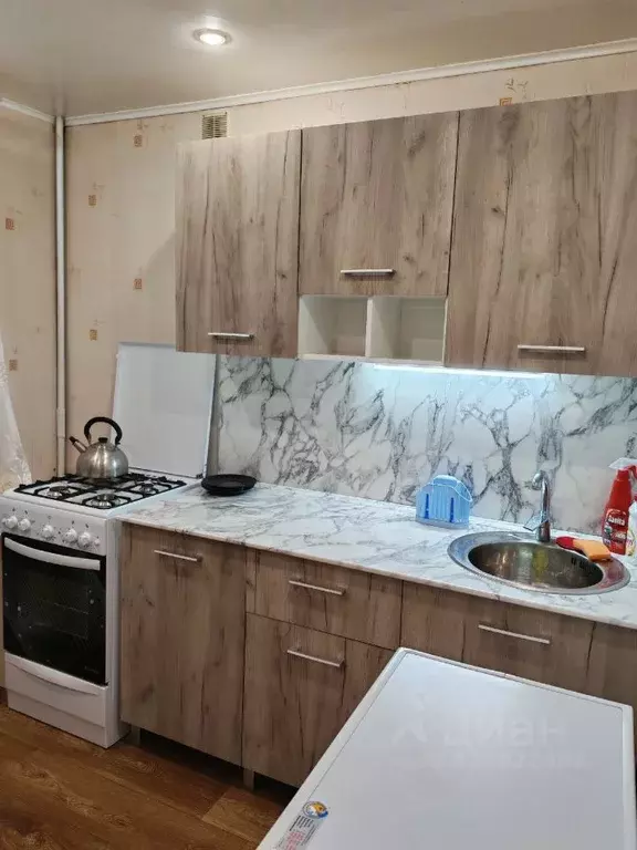 1-к кв. Удмуртия, Ижевск Воткинское ш., 24 (30.0 м) - Фото 2