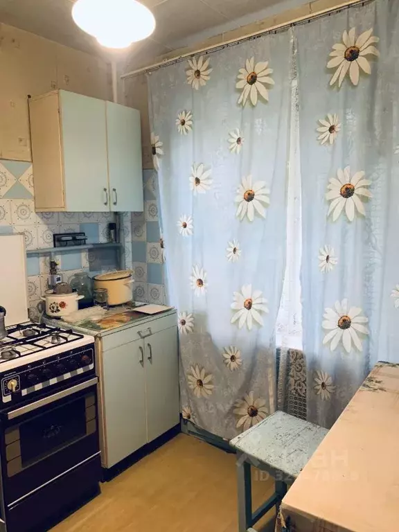 3-к кв. Волгоградская область, Волгоград ул. Мясникова, 10 (58.6 м) - Фото 1