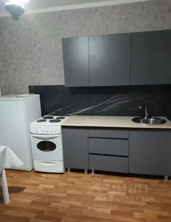 1-к кв. Курская область, Курск просп. Победы, 36 (36.0 м) - Фото 1