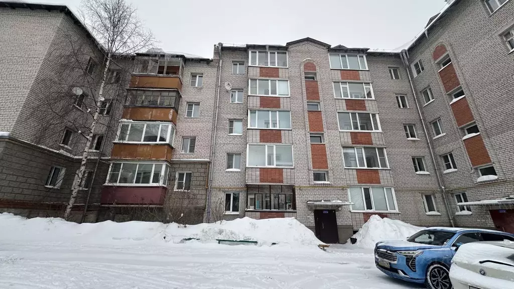 1-к кв. Вологодская область, пос. Майский 5Б (37.5 м) - Фото 1