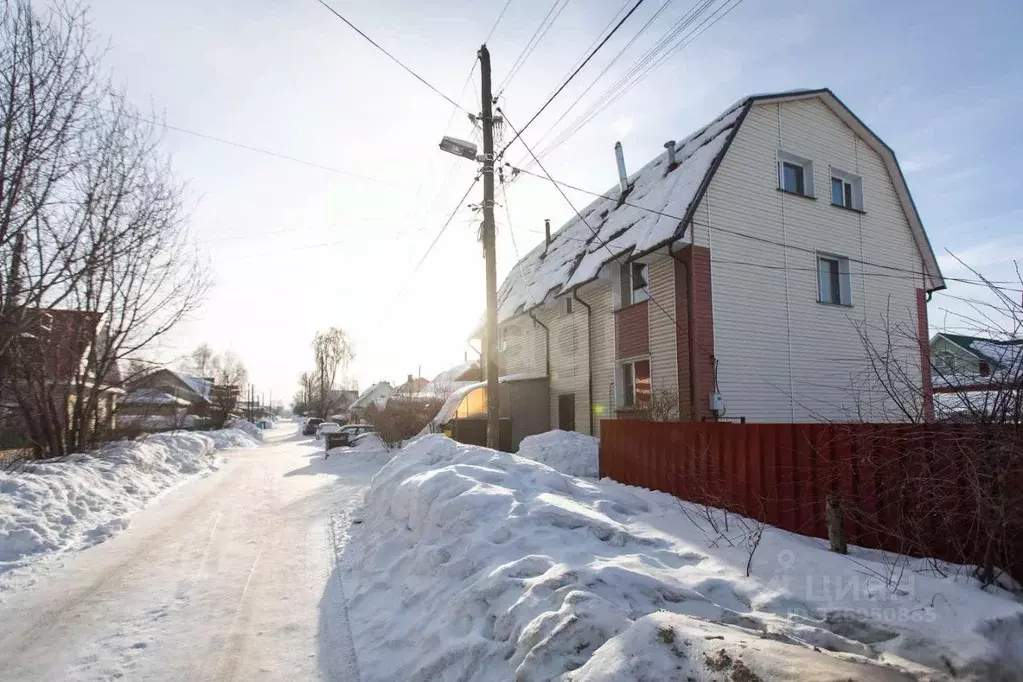 Таунхаус в Новосибирская область, Бердск ул. Глинки, 10 (166 м) - Фото 1