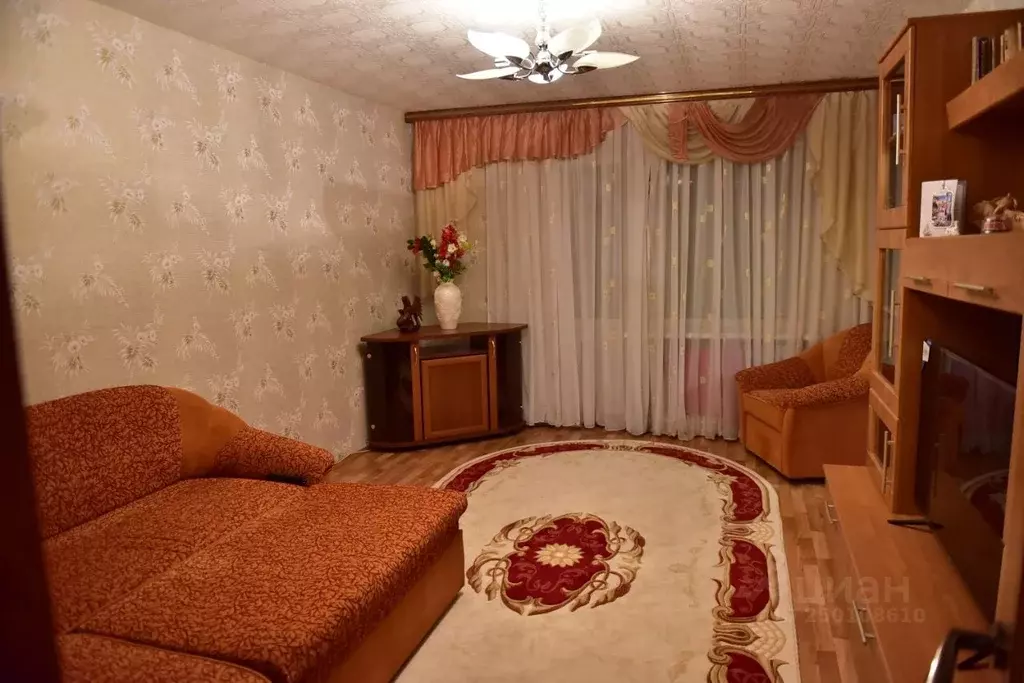 3-к кв. Воронежская область, Борисоглебск Северный мкр, 46 (57.0 м) - Фото 0