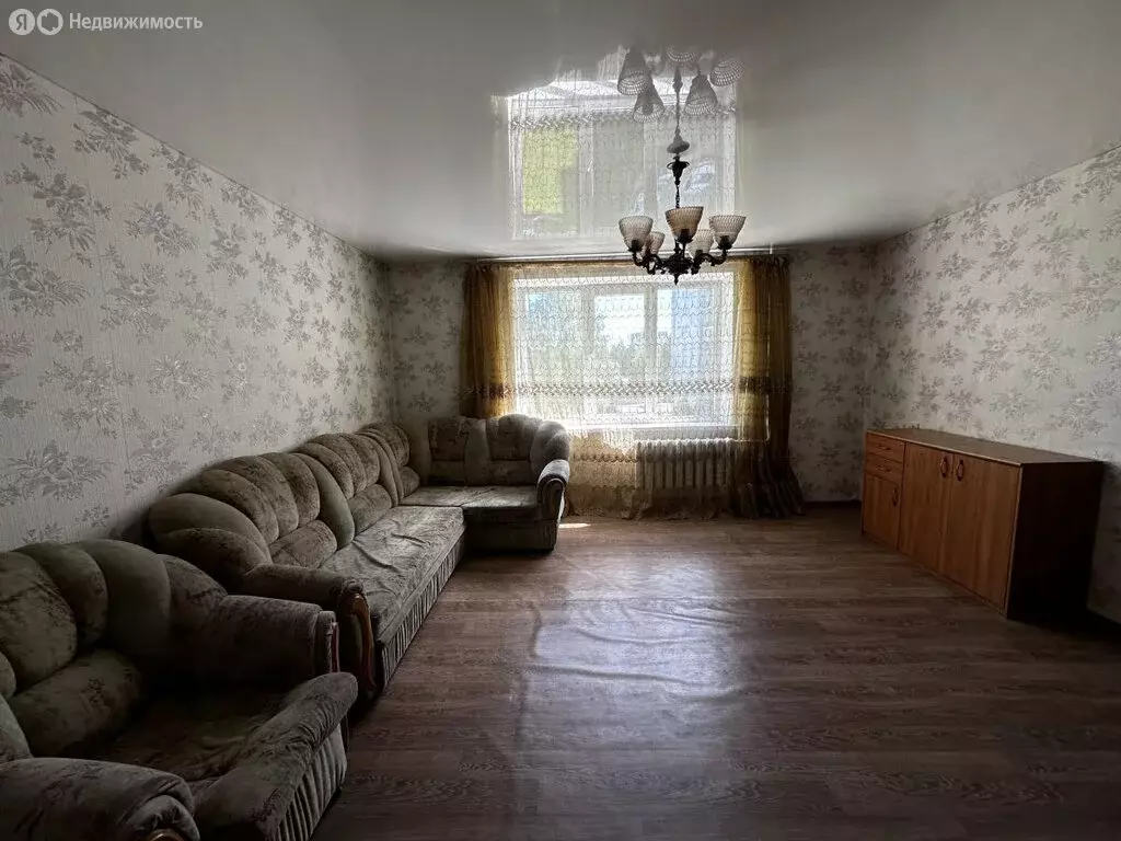 3-комнатная квартира: Нижнекамск, улица Мурадьяна, 30 (66 м) - Фото 0
