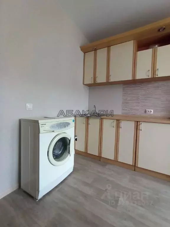 3-к кв. Красноярский край, Красноярск Норильская ул., 48 (68.0 м) - Фото 2