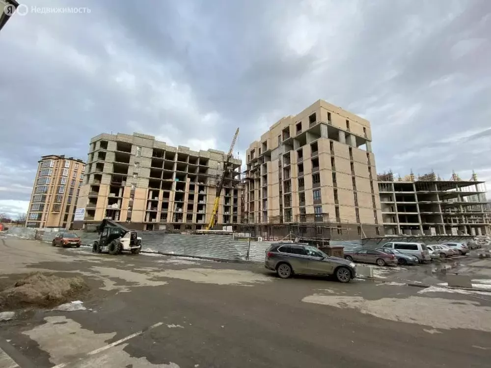 3-комнатная квартира: Ессентуки, Октябрьская улица, 8 (68.87 м) - Фото 0