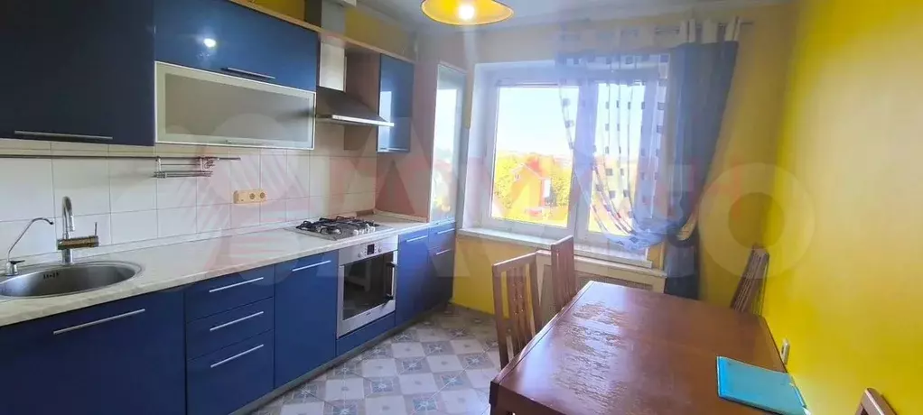 3-к. квартира, 70 м, 7/10 эт. - Фото 0