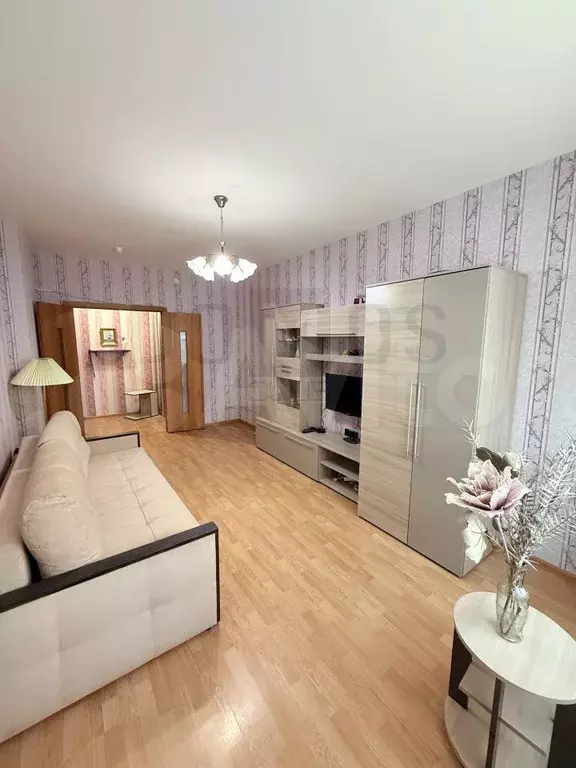 1-к. квартира, 40 м, 3/9 эт. - Фото 0