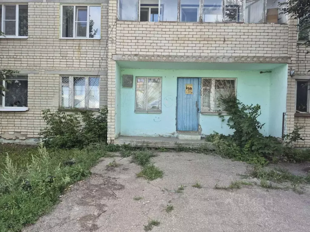 Помещение свободного назначения в Саратовская область, Петровск ... - Фото 1