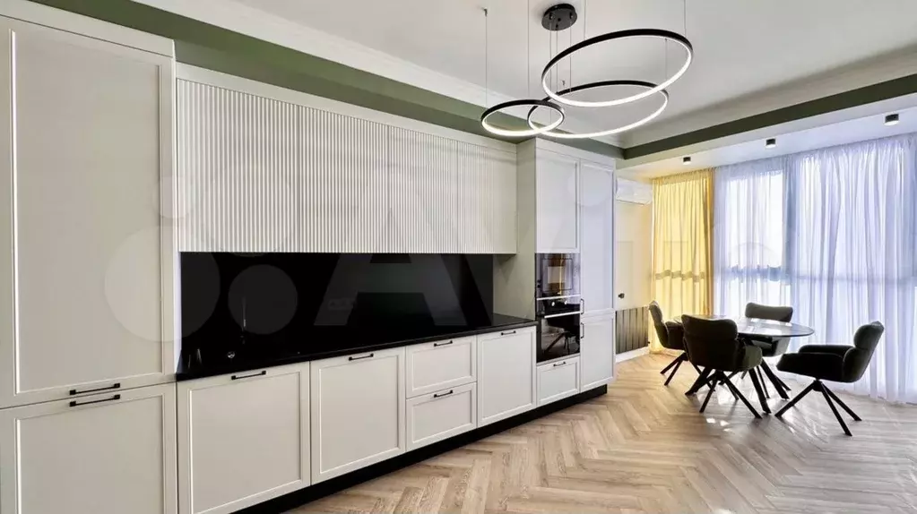 2-к. квартира, 90 м, 7/15 эт. - Фото 1