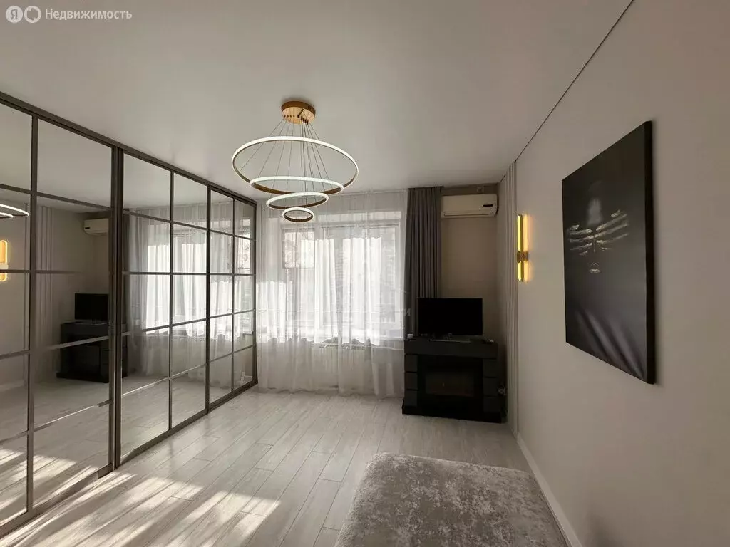 2-комнатная квартира: Красноярск, улица Ленина, 122 (49.8 м) - Фото 2