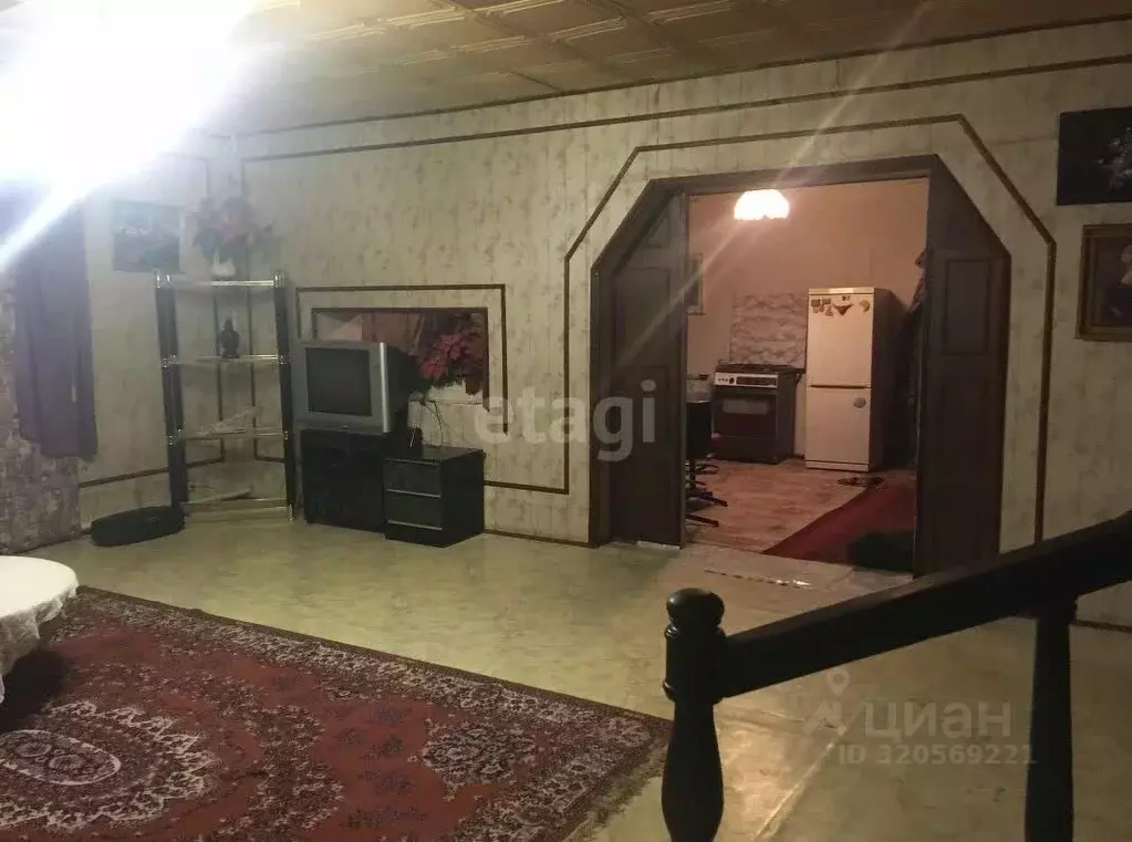Дом в Саха (Якутия), Якутск ул. Сергеляхское Поле, 6 (225 м) - Фото 1