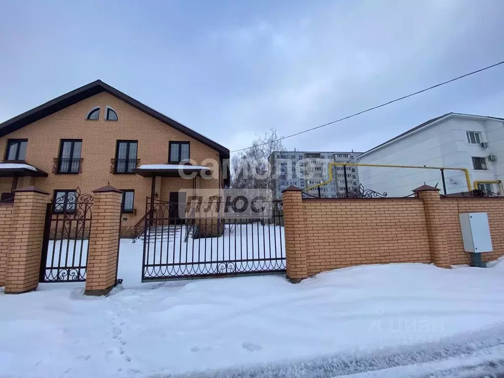 Таунхаус в Татарстан, Альметьевск просп. Строителей, 65Б (152 м) - Фото 1
