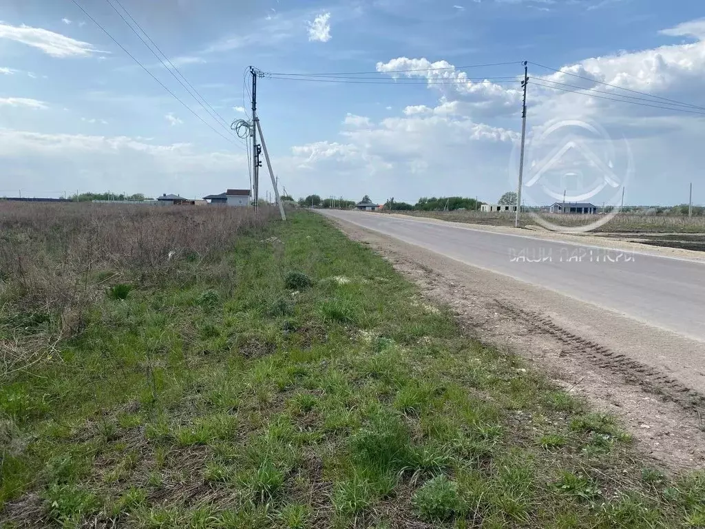 Участок в Воронежская область, Семилукский район, Губаревское с/пос, ... - Фото 1