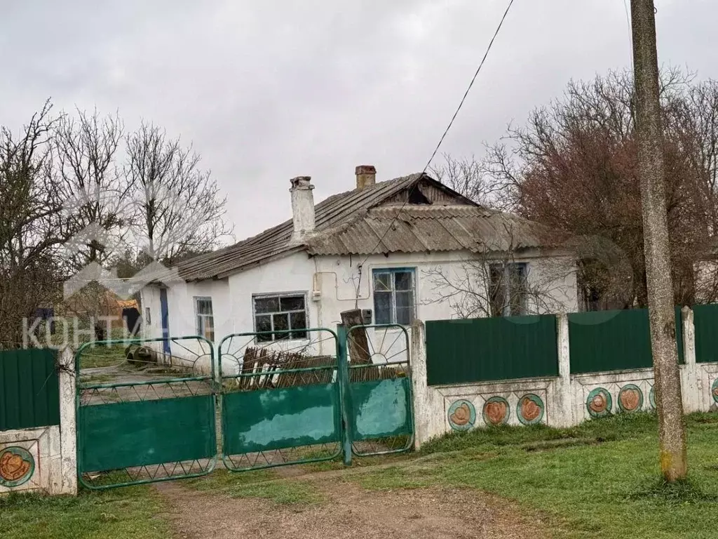 Дом в Крым, Сакский район, с. Добрушино ул. Виноградная, 53 (53 м) - Фото 1