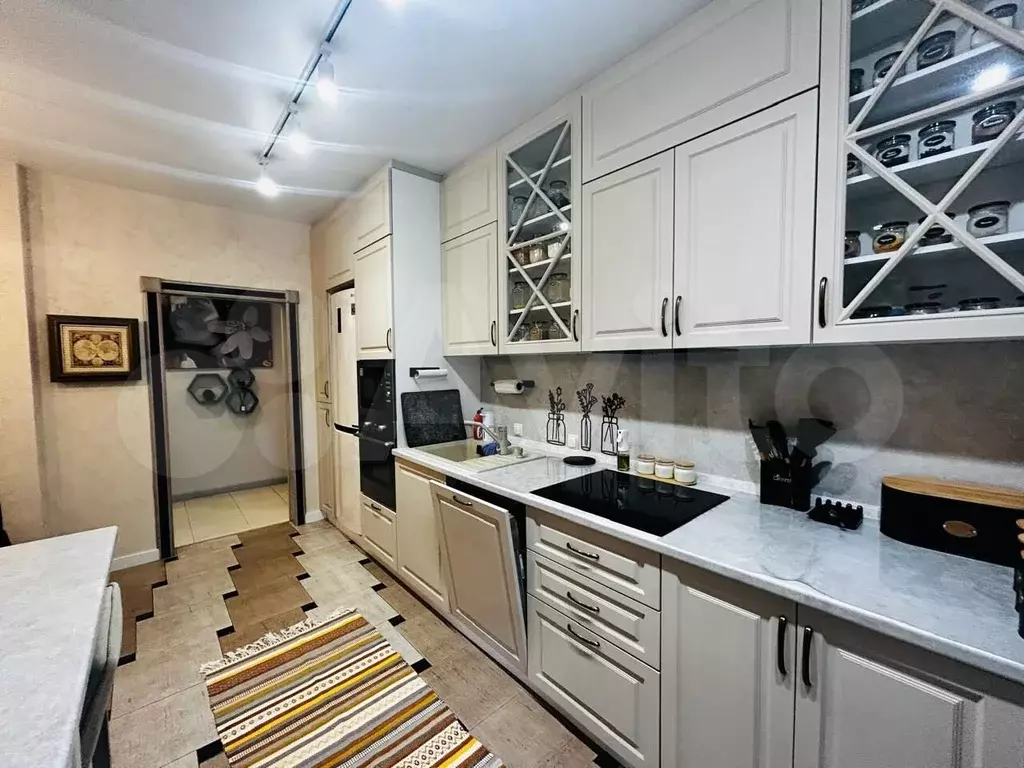 2-к. квартира, 65,7 м, 2/9 эт. - Фото 1