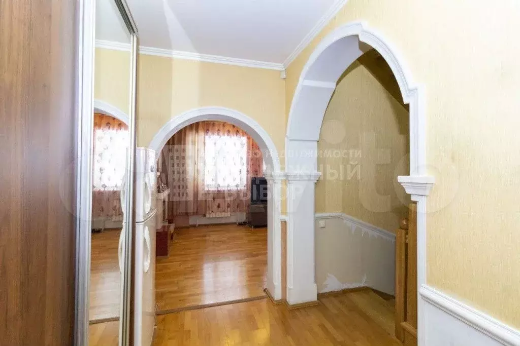 Дом 200 м на участке 16,5 сот. - Фото 0