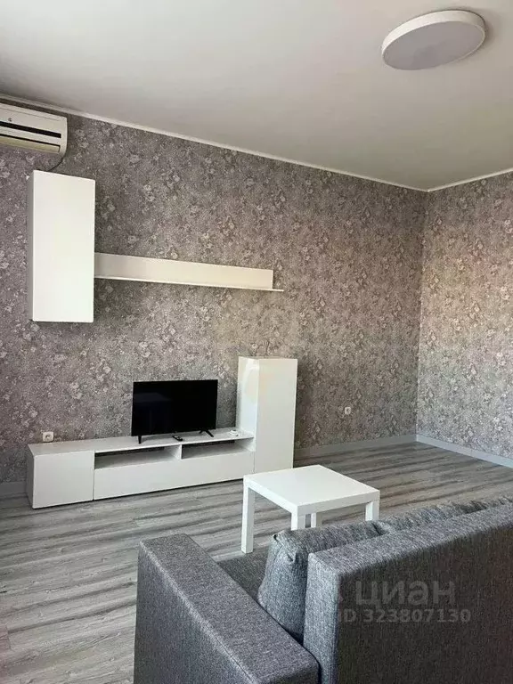 1-к кв. Белгородская область, Старый Оскол Буденного мкр, 16 (49.4 м) - Фото 2