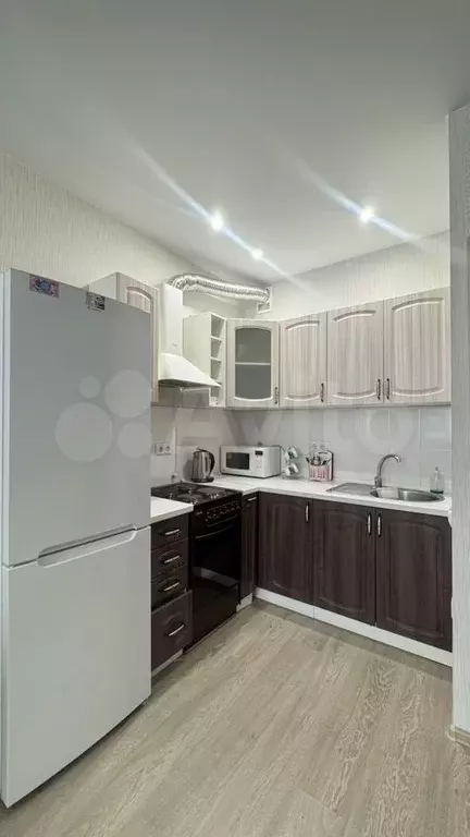 1-к. квартира, 38 м, 4/16 эт. - Фото 0