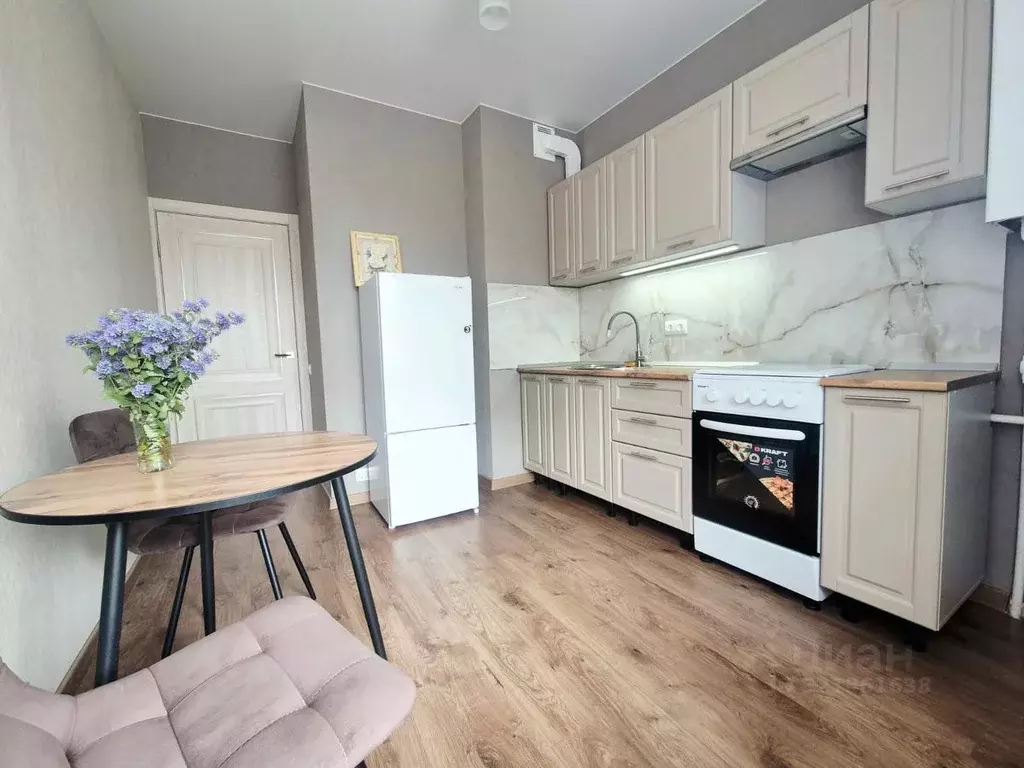 1-к кв. Ростовская область, Батайск Авиагородок мкр, 93 (35.0 м) - Фото 1