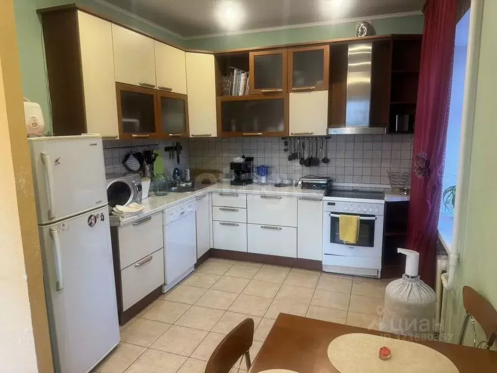 3-к кв. Тюменская область, Тюмень Первомайская ул., 44к2 (82.0 м) - Фото 2