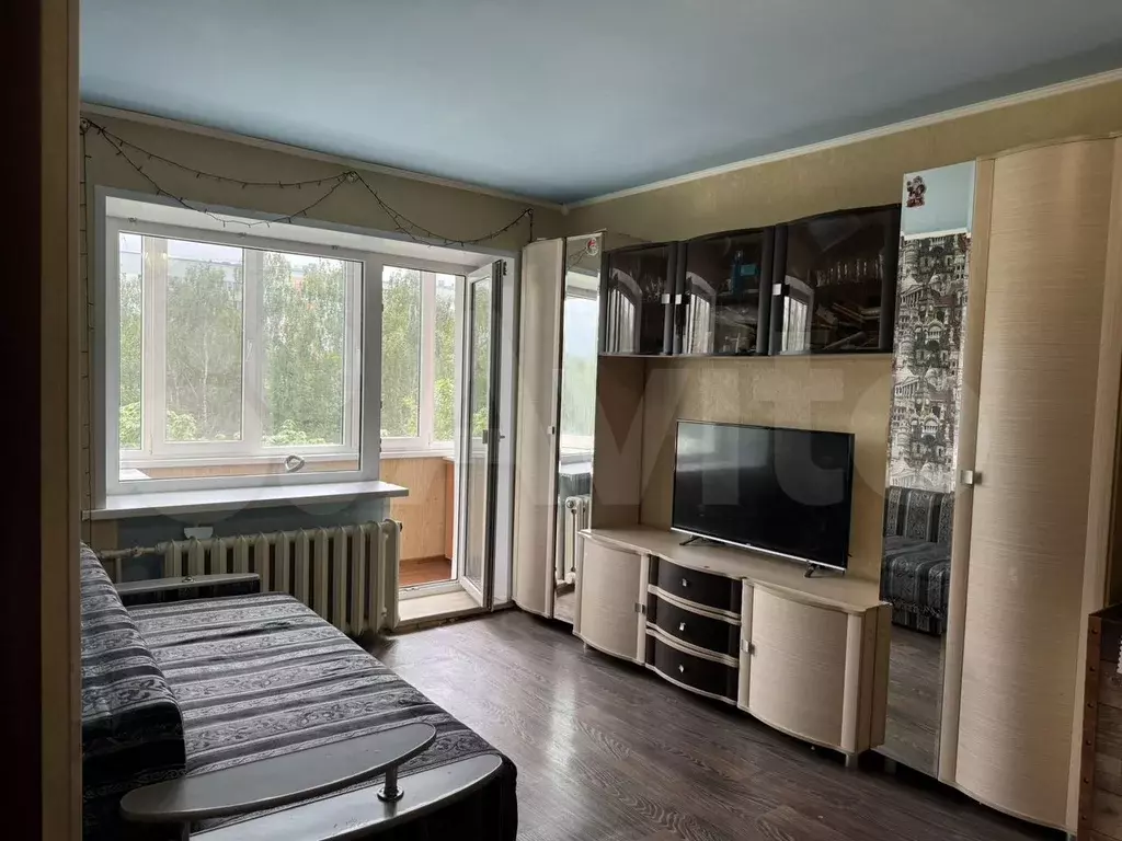 1-к. квартира, 31 м, 5/5 эт. - Фото 0