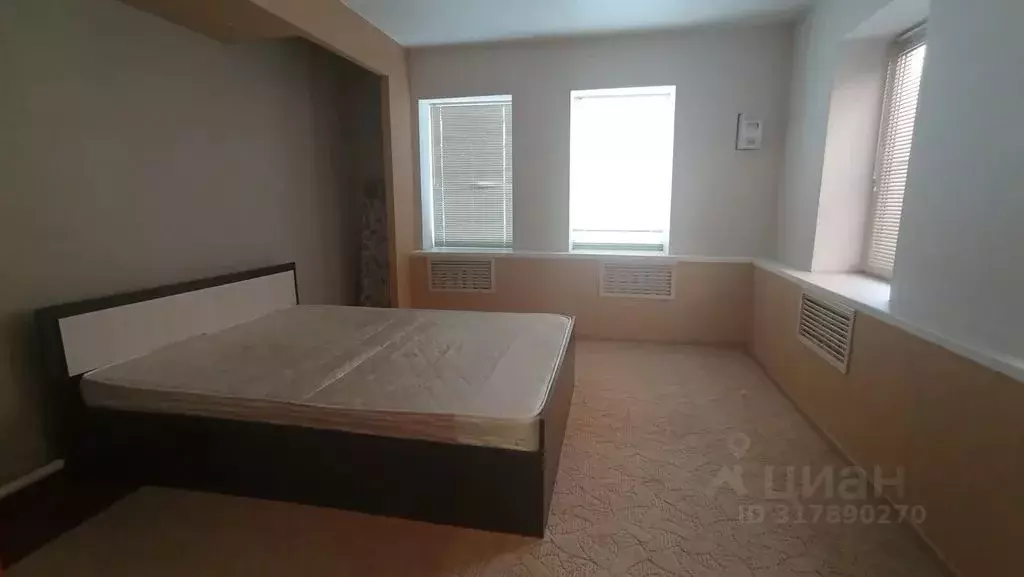 Дом в Краснодарский край, Ейск ул. Советов, 52 (50 м) - Фото 1