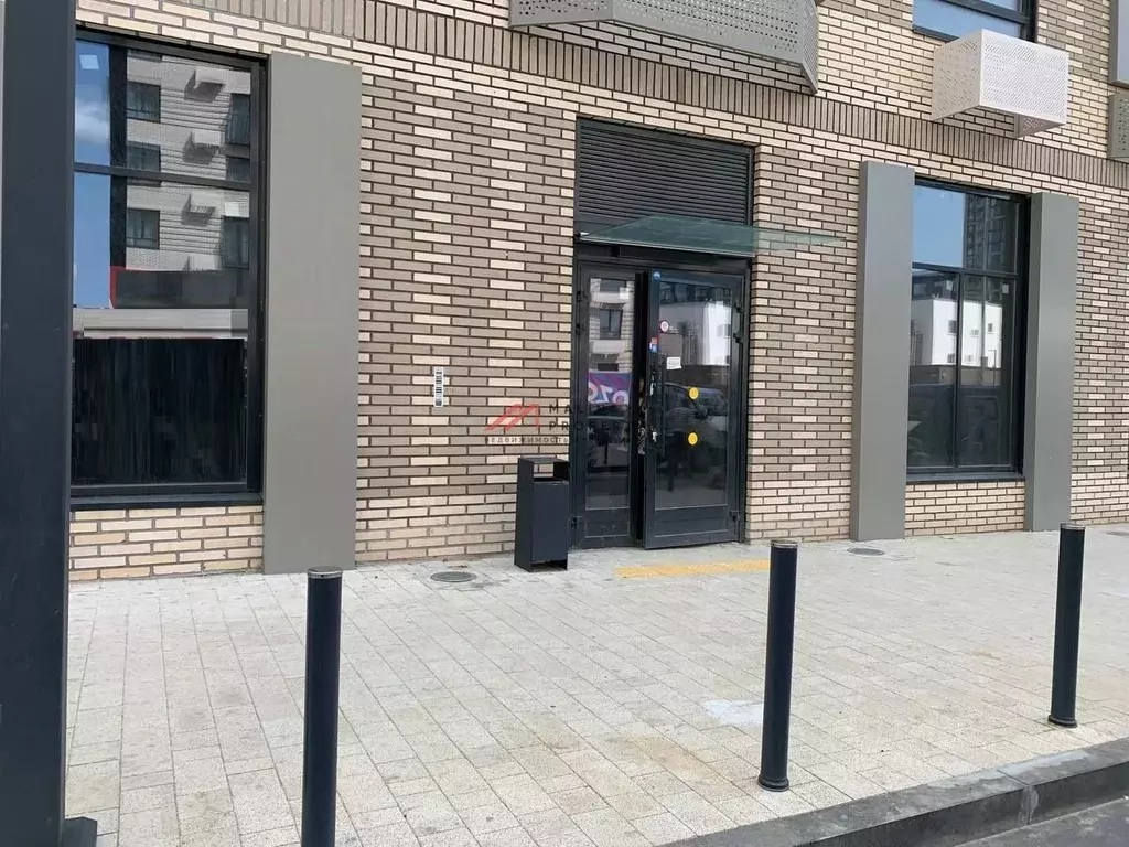 Торговая площадь в Москва ул. Николая Озерова, 8к1 (210 м) - Фото 1