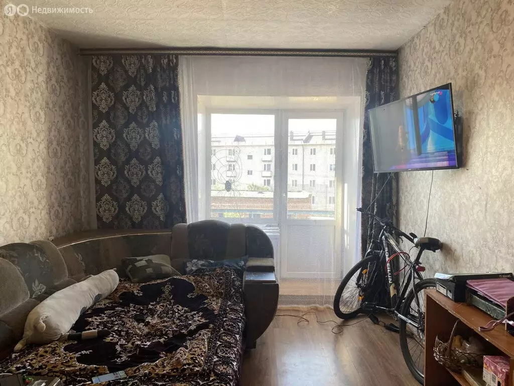 2-комнатная квартира: Кызыл, улица Каа-Хем, 90 (50 м) - Фото 1