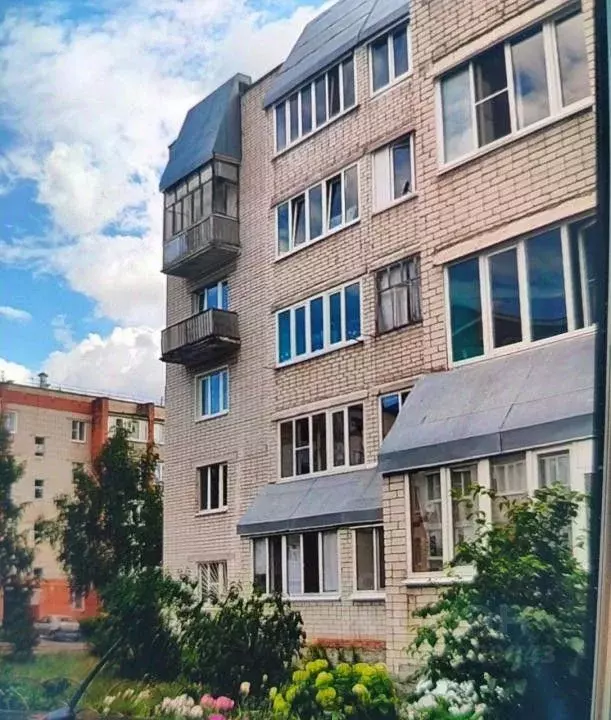 2-к кв. Татарстан, Зеленодольск ул. Королева, 16 (55.5 м) - Фото 0