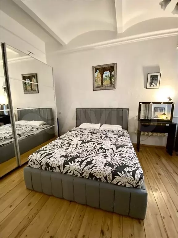 2-к. квартира, 110 м, 1/4 эт. - Фото 1