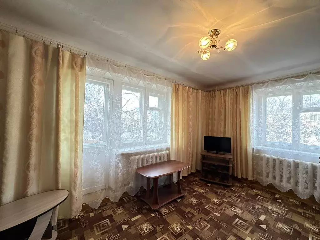 2-к кв. Магаданская область, Сокол пгт ул. Гагарина, 5 (39.6 м) - Фото 0