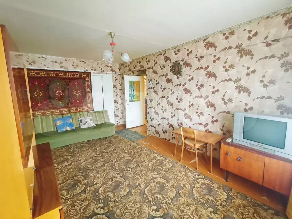 4-к. квартира, 60 м, 5/5 эт. - Фото 0
