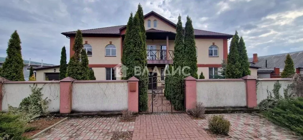 Дом в Белгородская область, Белгородский район, Тавровское с/пос, с. ... - Фото 1