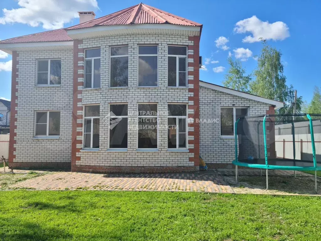 Дом 219,7 м на участке 6 сот. - Фото 0