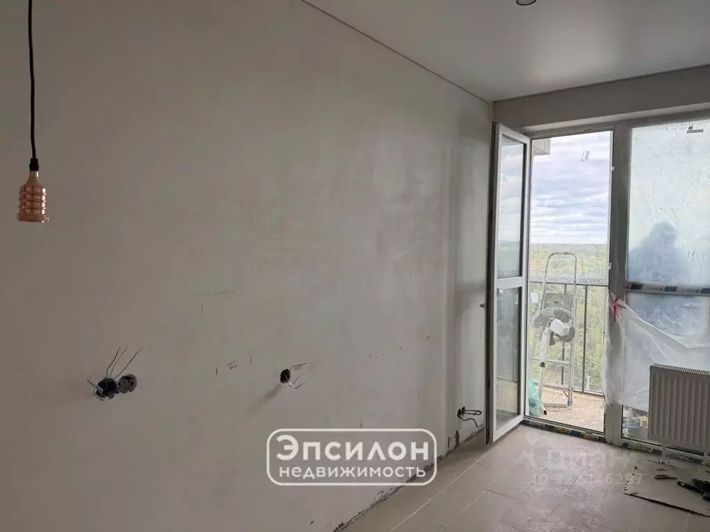 Студия Курская область, Курск ул. Энгельса, 158к1 (28.3 м) - Фото 2