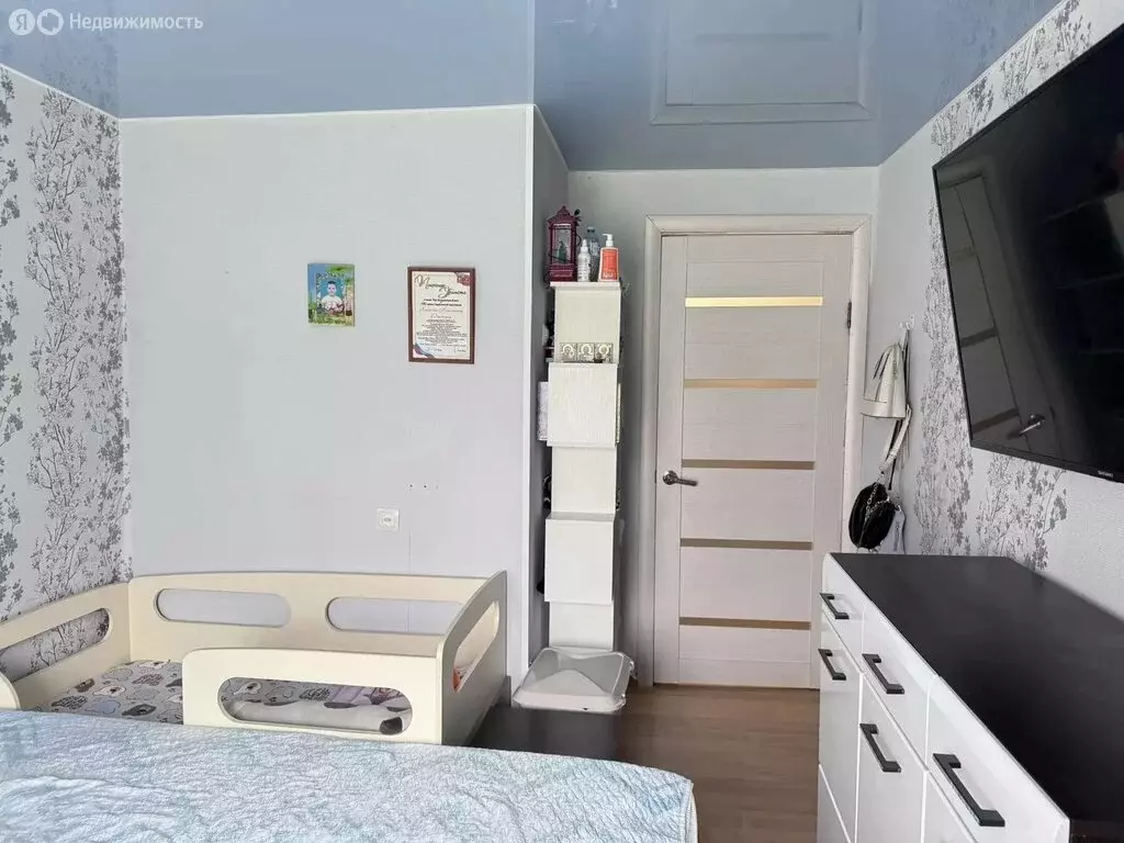 4-комнатная квартира: Чусовой, улица Космонавтов, 6 (65 м) - Фото 1