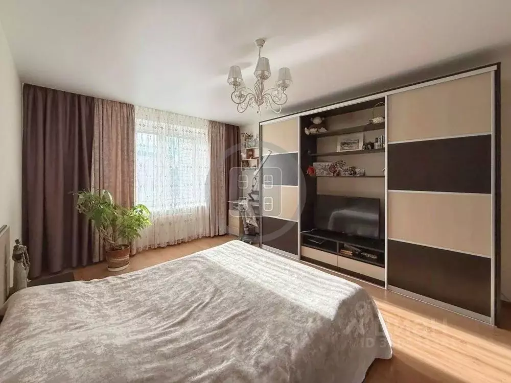 2-к кв. Калужская область, Калуга ул. Труда, 27 (64.9 м) - Фото 1