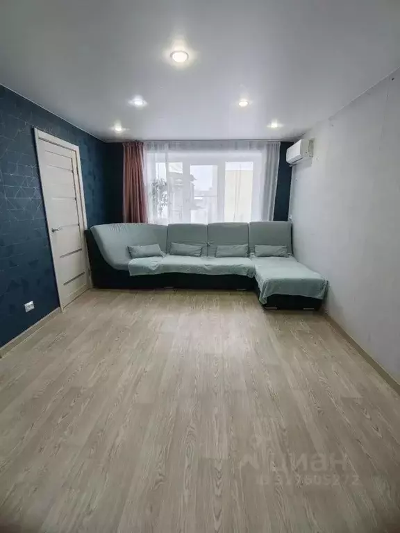 3-к кв. Волгоградская область, Волгоград Днестровская ул., 14А (57.1 ... - Фото 1