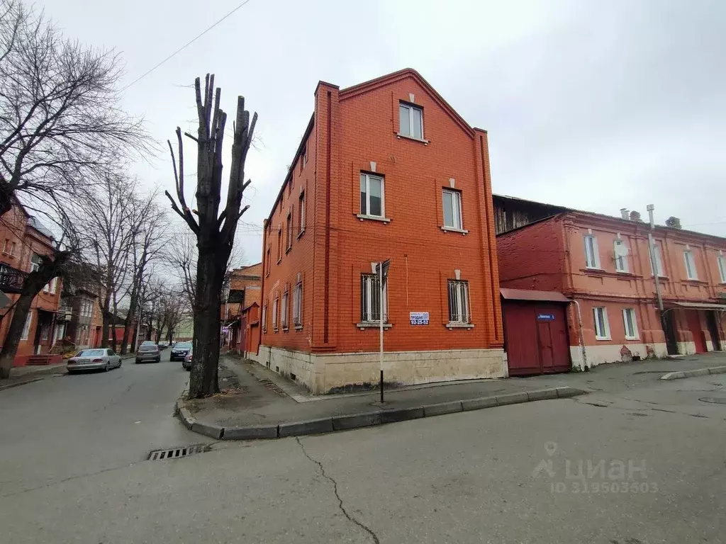 Дом в Северная Осетия, Владикавказ ул. Владимира Баллаева, 26 (302 м) - Фото 1
