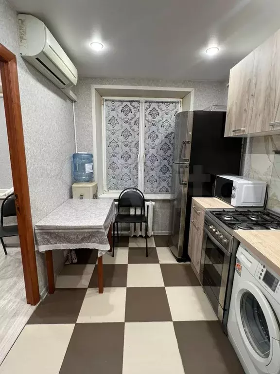 2-к. квартира, 41 м, 3/9 эт. - Фото 1