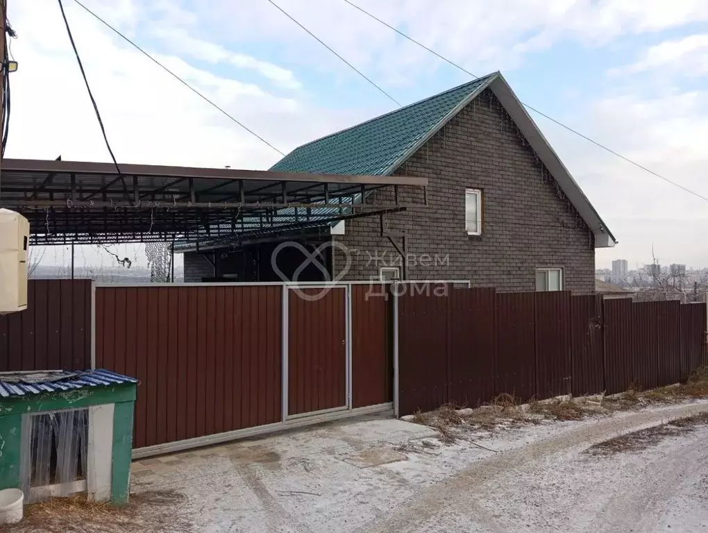 Дом в Волгоградская область, Волгоград ул. Неждановой (150 м) - Фото 0