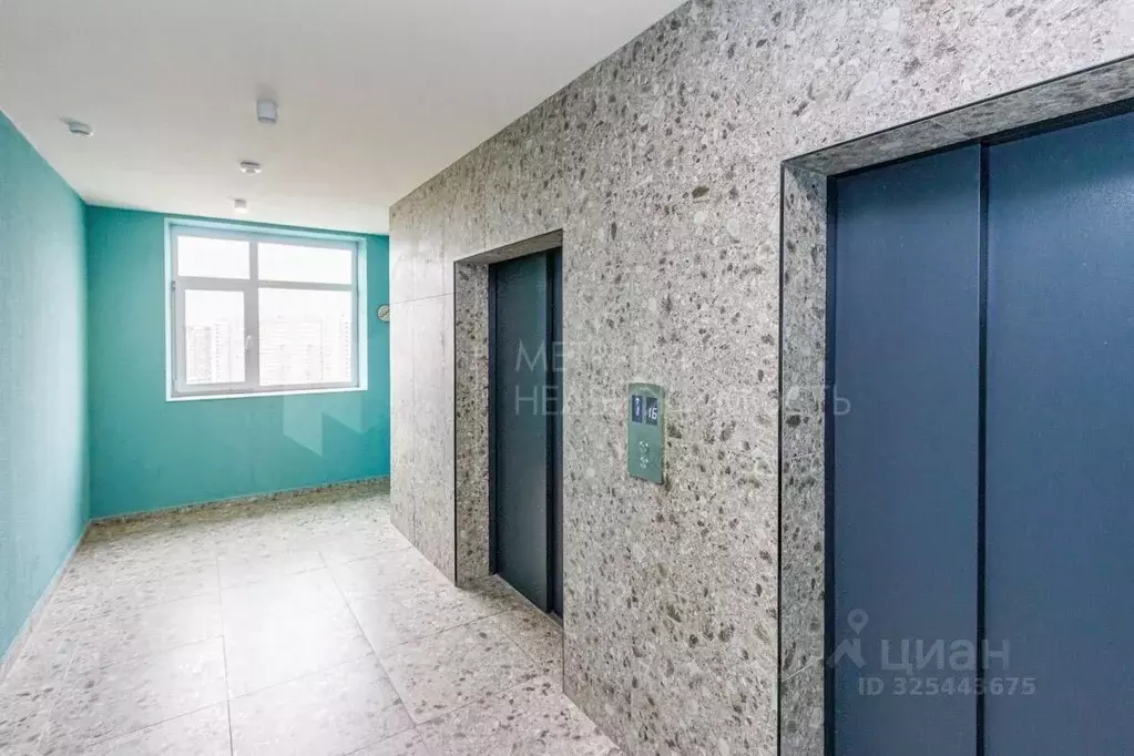 1-к кв. Тюменская область, Тюмень ул. Первооткрывателей, 8 (37.1 м) - Фото 1