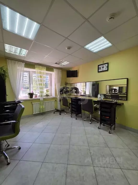 Помещение свободного назначения в Калужская область, Калуга бул. ... - Фото 1