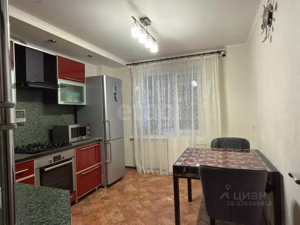 3-к кв. Брянская область, Брянск Белорусская ул., 48 (78.7 м) - Фото 1