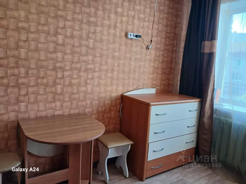 Комната Чувашия, Новочебоксарск Советская ул., 14 (17.6 м) - Фото 1