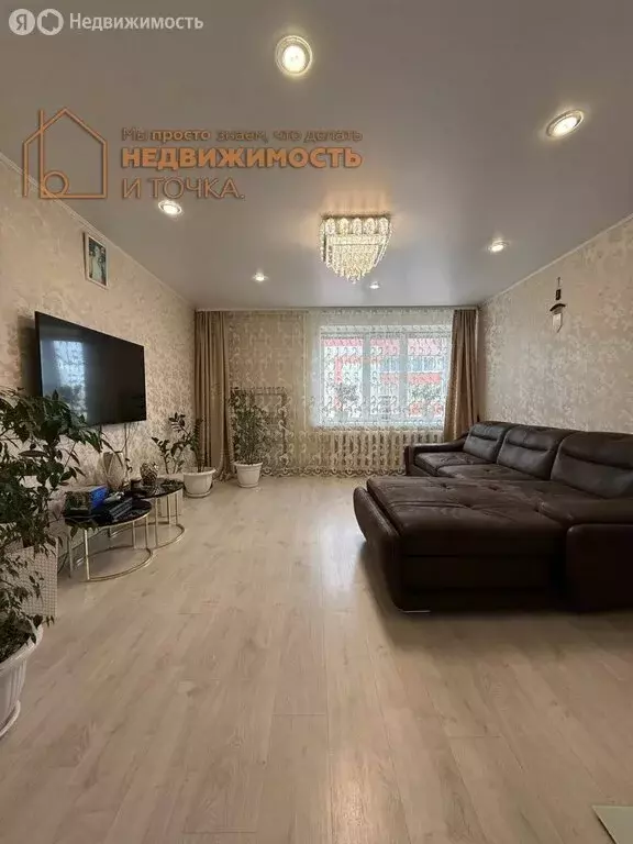 3-комнатная квартира: Нефтекамск, Берёзовское шоссе, 8 (61.5 м) - Фото 0