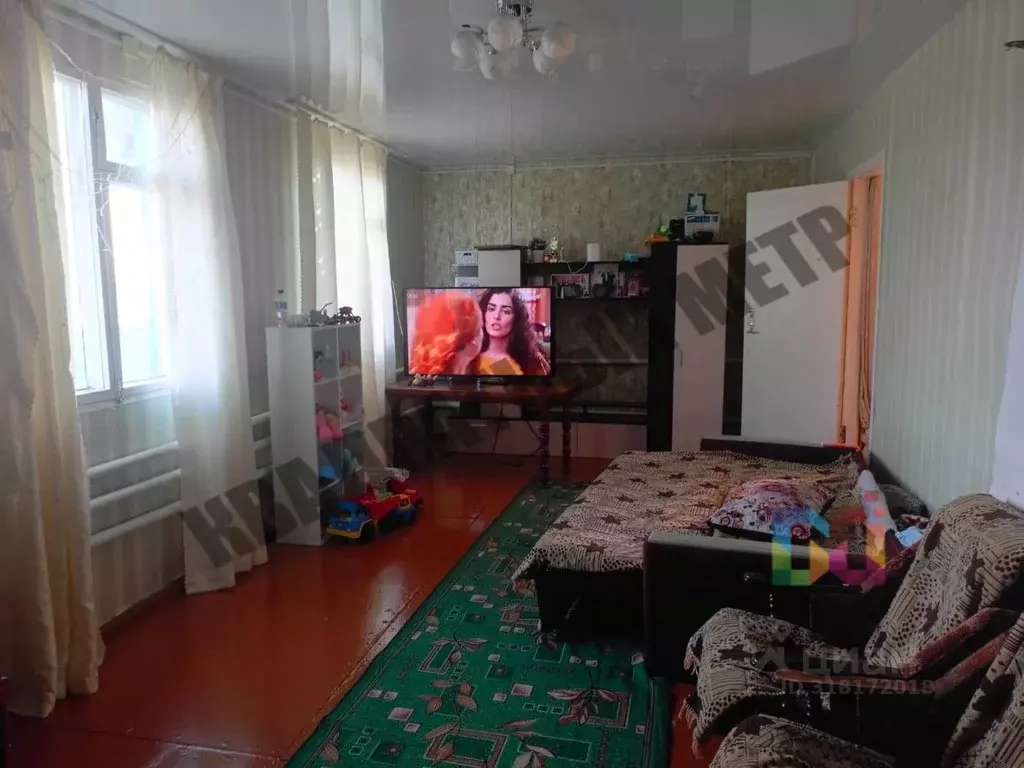 Дом в Калмыкия, Целинный район, пос. Найнтахн ул. Цюгатиевой (94 м) - Фото 0